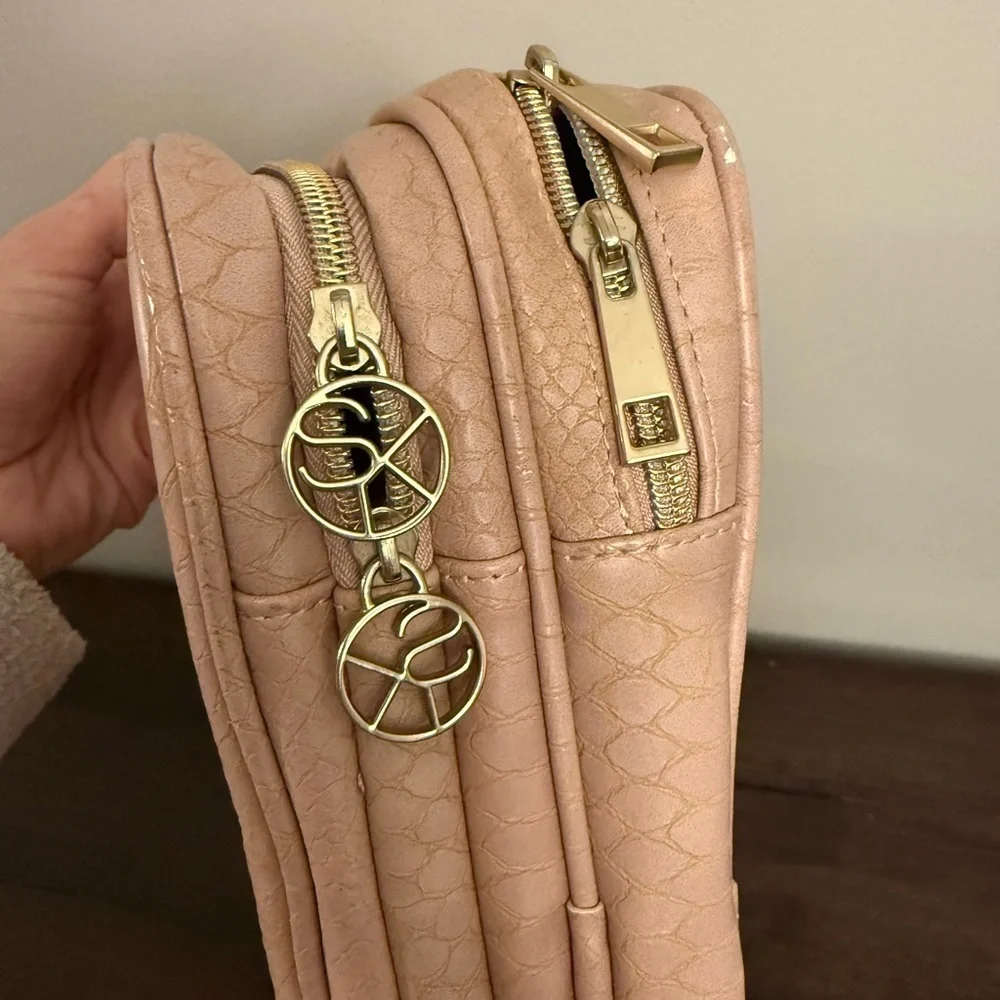 Sonia Kashuk Blush Pink Faux Croc Double Zip Makeup Train Case Gold Hardware